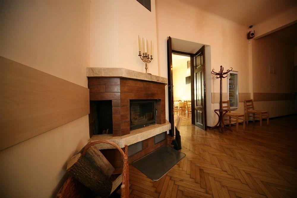 24 Guesthouse Krasków Exterior foto